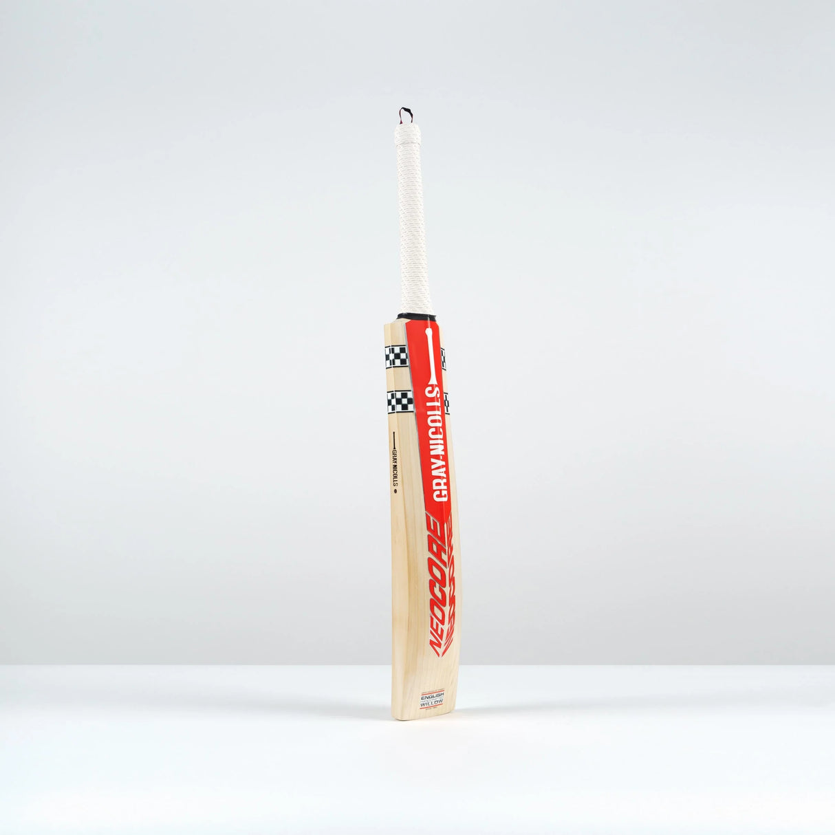 Gray-Nicolls NeoCore Pro Bat