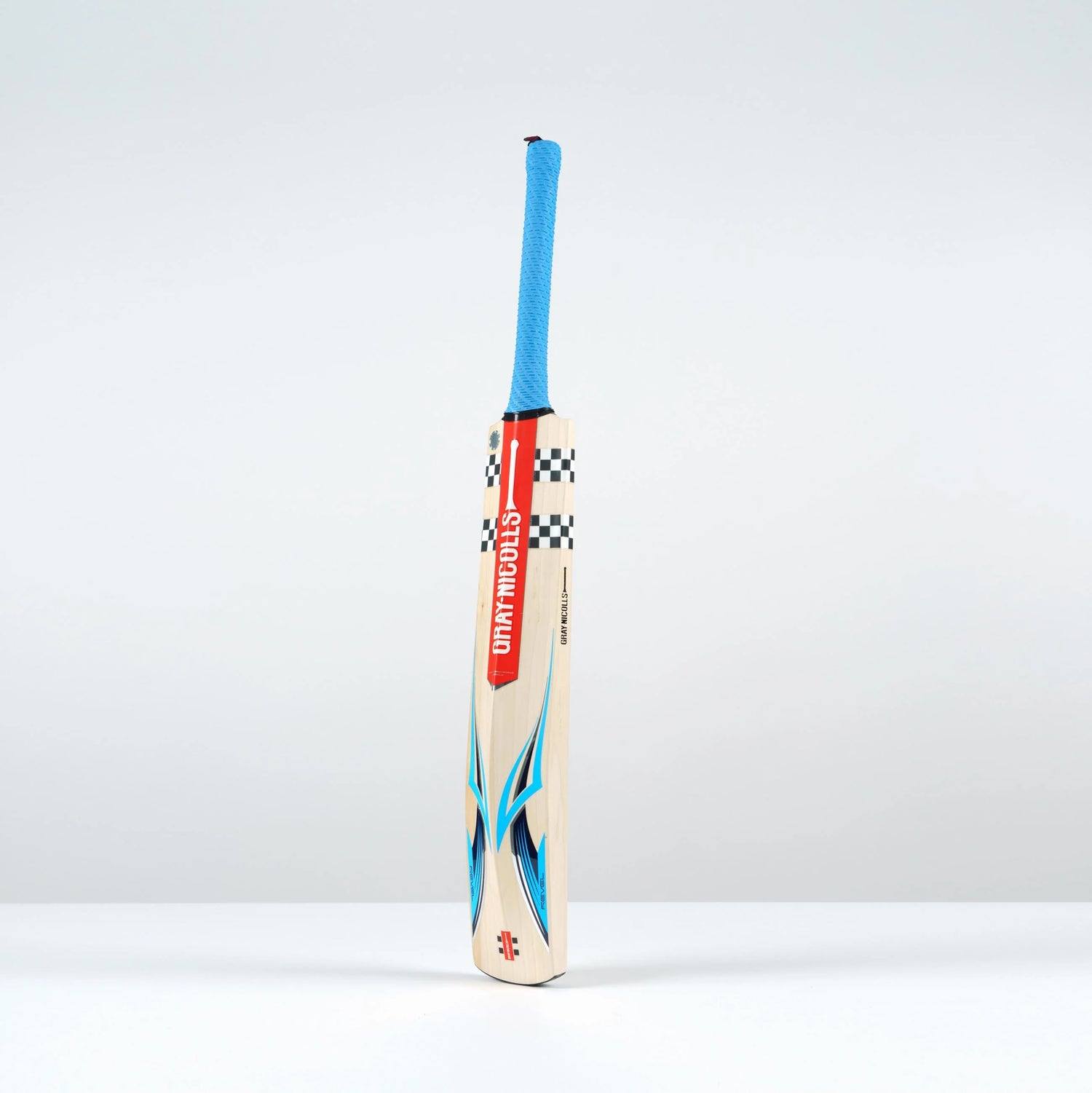 Gray-Nicolls Revel   200