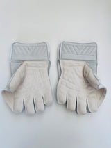 SG Hilite Wicket Keeping Cricket Gloves - All White