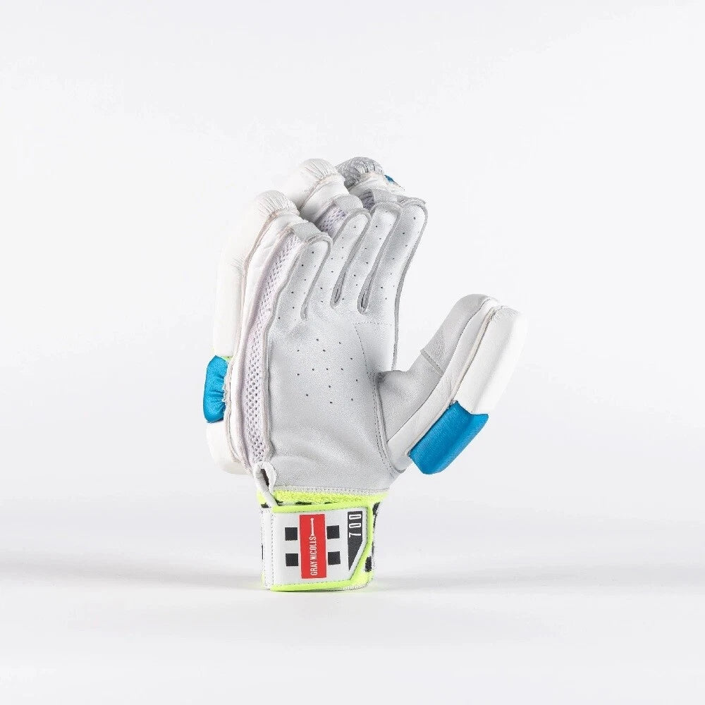 Gray Nicolls Tempesta 700