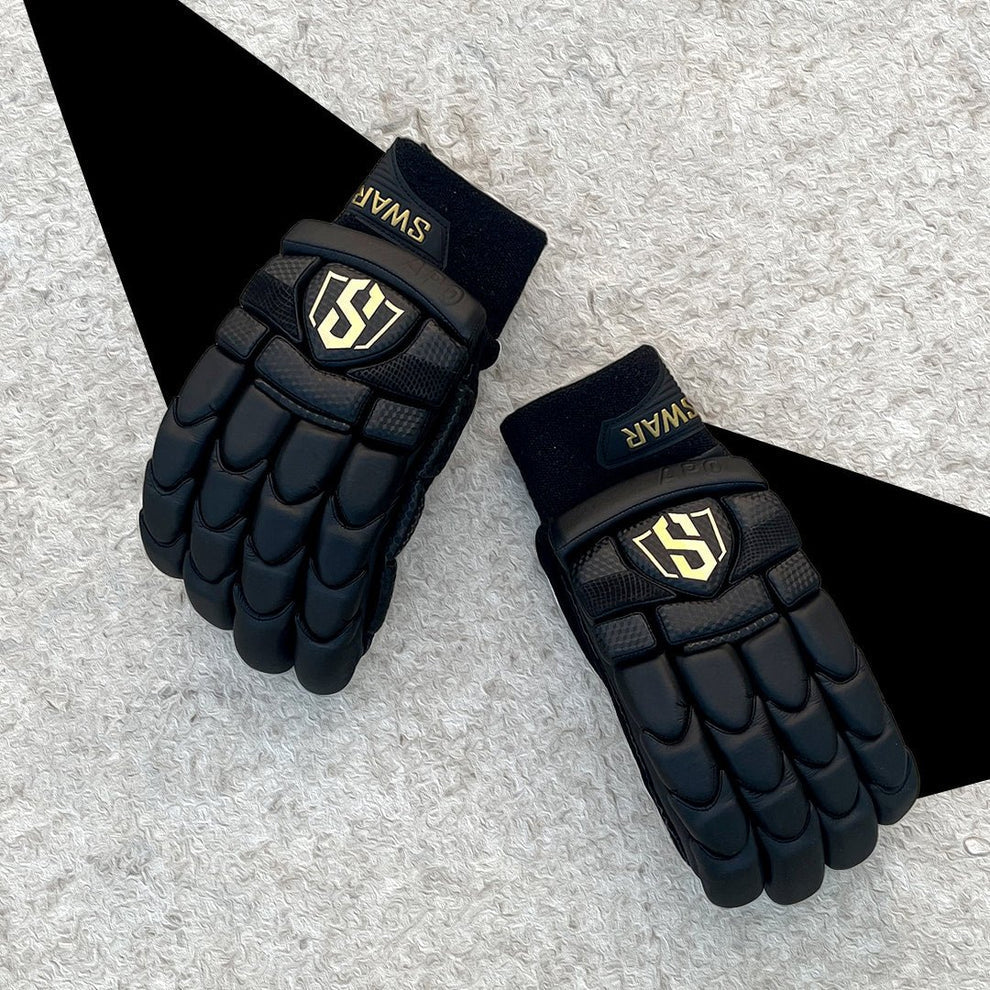 Swar Apothesis Pro Batting Gloves Mens